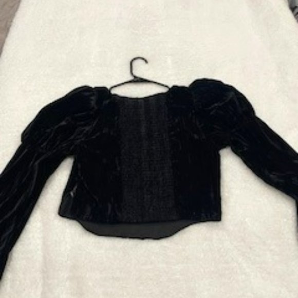 Where Are You From Peasant Top Size Medium NWT - Picture 2 of 4